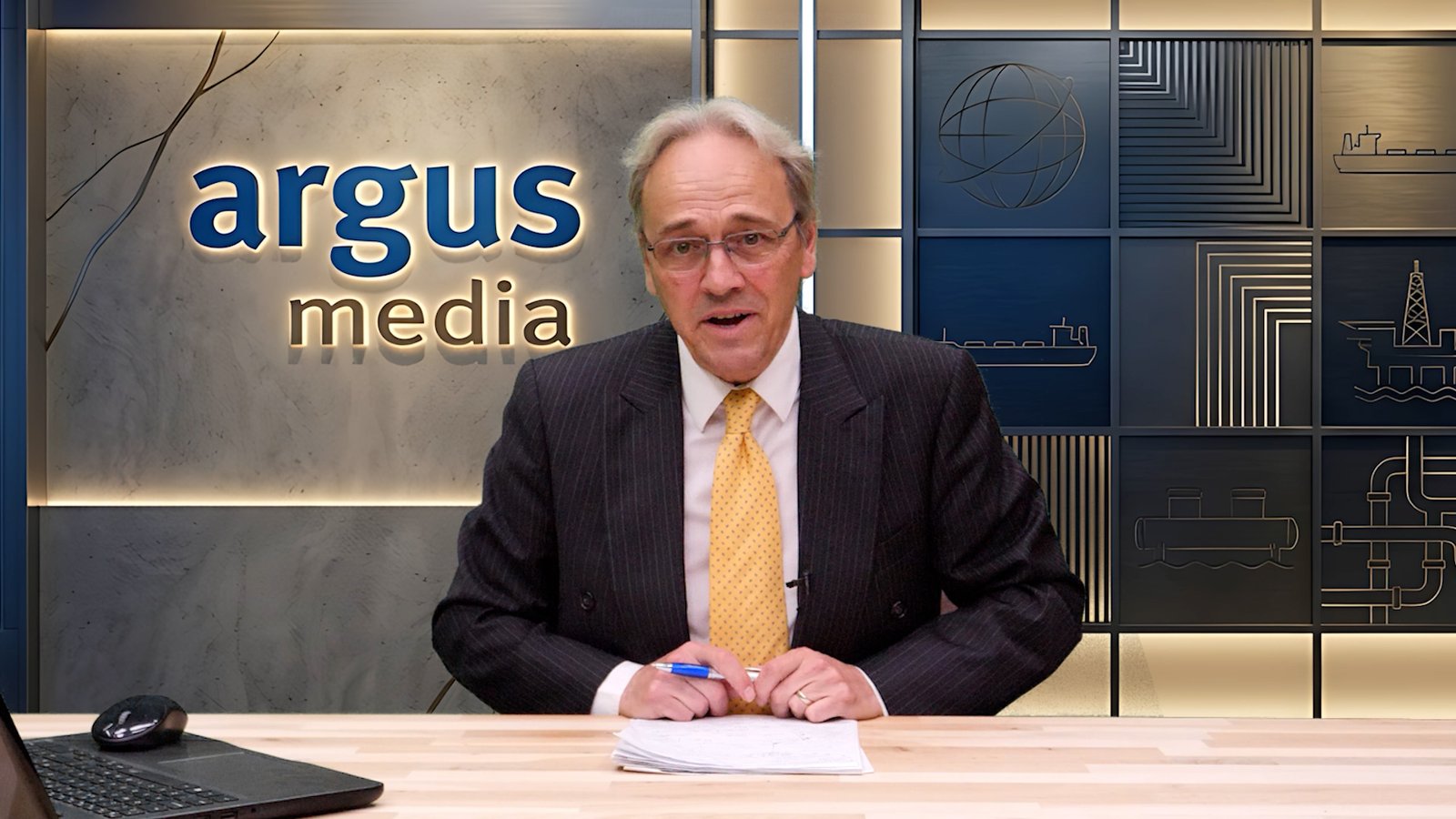 Argus Media Desk Anchor Studio